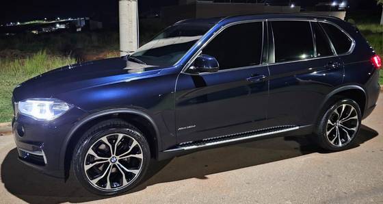 BMW X5 3.0 4X4 30D I6 TURBO DIESEL 4P AUTOMÁTICO BMW X5 3.0 4X4 30D I6 TURBO DIESEL 4P AUTOMÁTICO